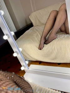 10489884