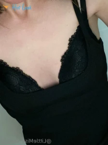 6872749