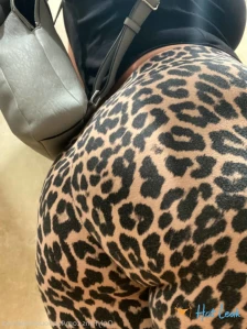 6932716