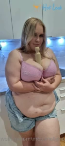7076704