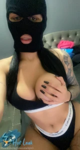 10613734