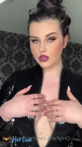 7161695