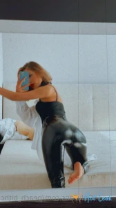 10477640