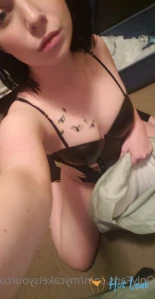 6730564
