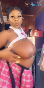7106162