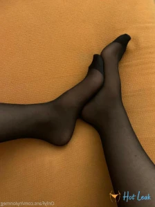7166037