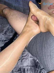 10850252