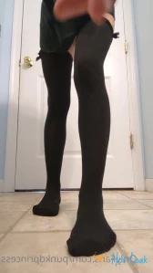 7030837
