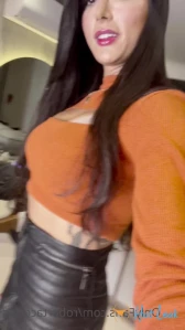 6977405