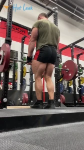 6940933