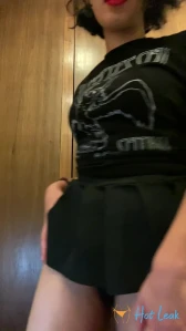 6933124