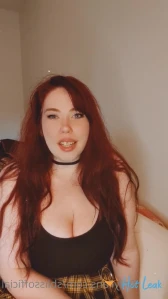 6932733