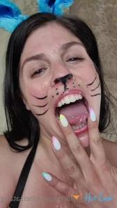 6907631