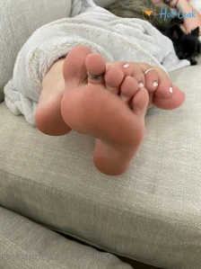 7028825