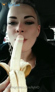 6870218