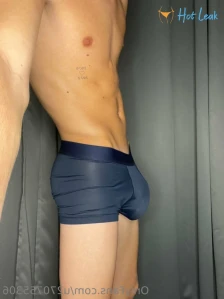 7064307