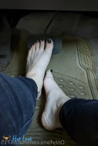 6579310