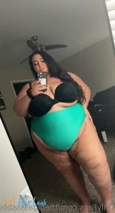 10425386