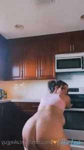 6736473