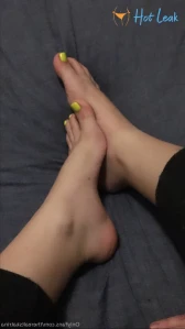 6911967