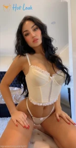 7105822