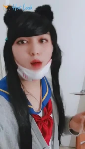 6617940