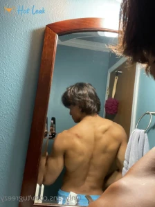6528157