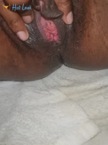 704053