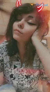 6677402