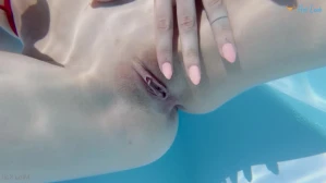 7844701