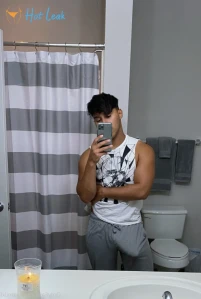 6485801