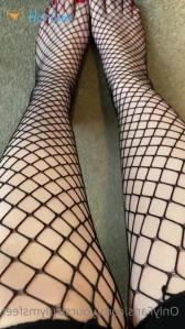 10989657