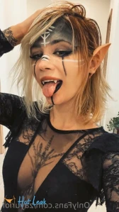 6886208