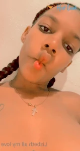 1405637