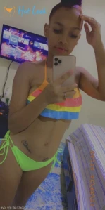 721599