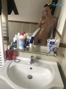 9372159