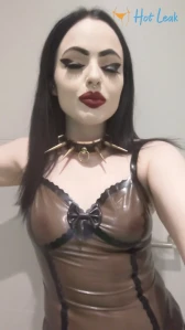 8298172