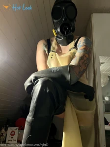 9825840