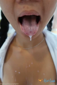 9152573