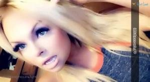 10528702
