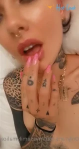 8046189
