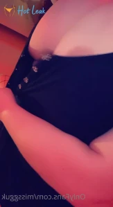 8042827