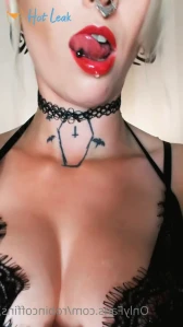 7983956