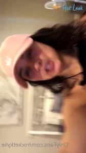 7983854