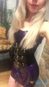 7981748