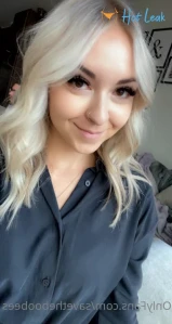 7976230