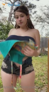 1635815