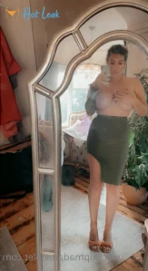 7957233