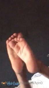 7947304