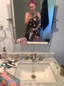 7918424